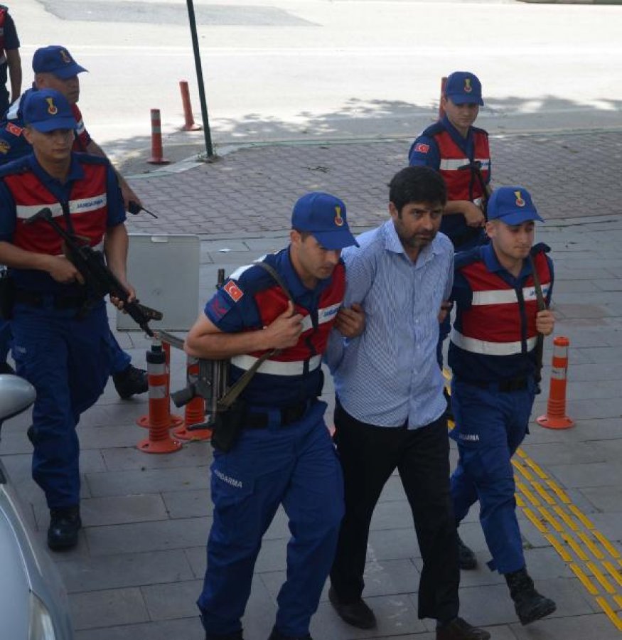 Ailesini katleden zanlıya 4 kez ağırlaştırılmış müebbet