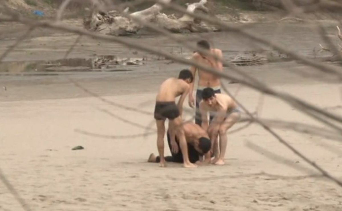 Yunan güçleri, mültecilere zulüm ediyor