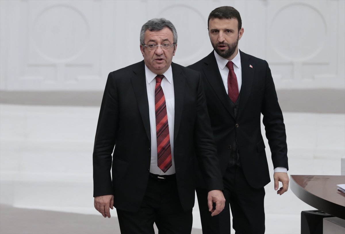 a Meclis bugünü kavgasız geçirdi