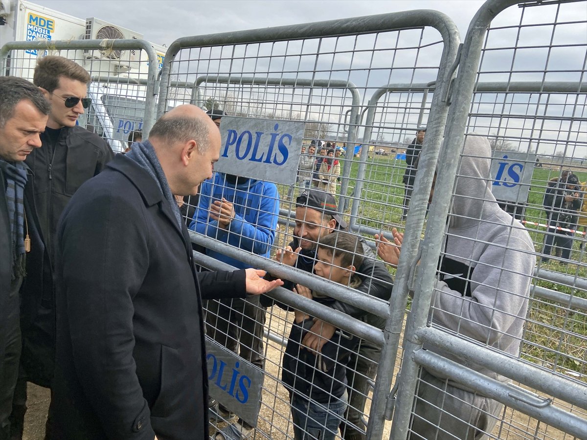 a Bakan Süleyman Soylu, muhabirle tartıştı