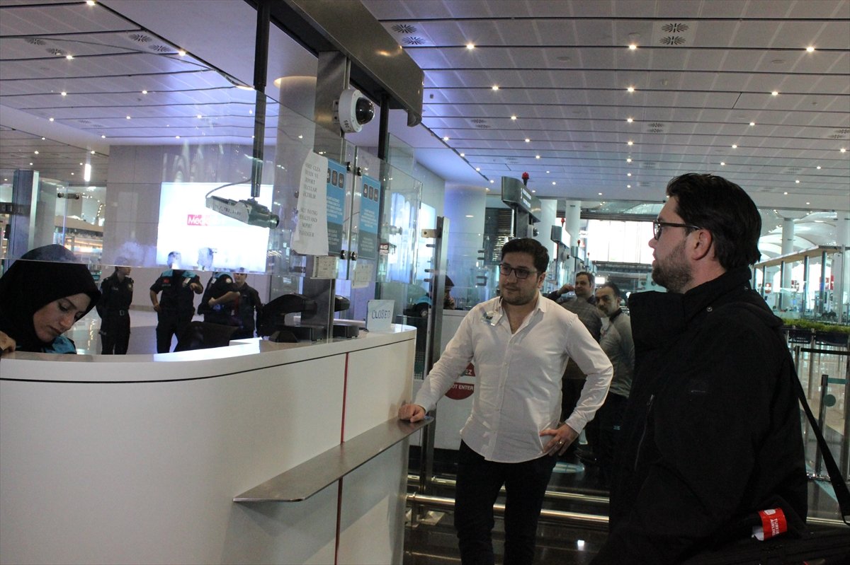 a Sığınmacılara bildiri dağıtan İsveçli sınır dışı edildi