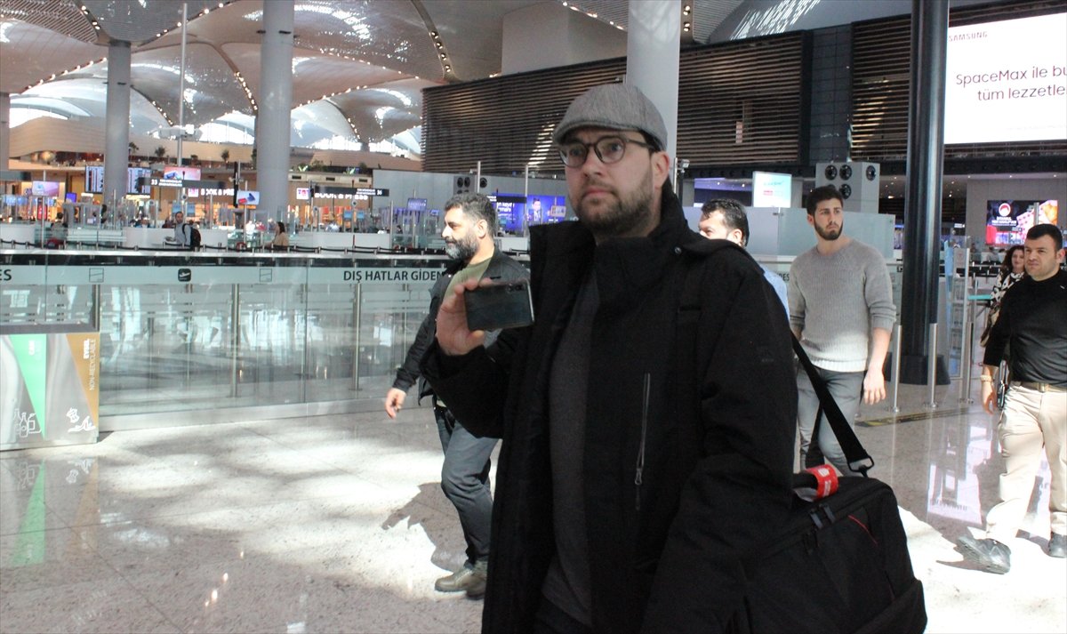 a Sığınmacılara bildiri dağıtan İsveçli sınır dışı edildi