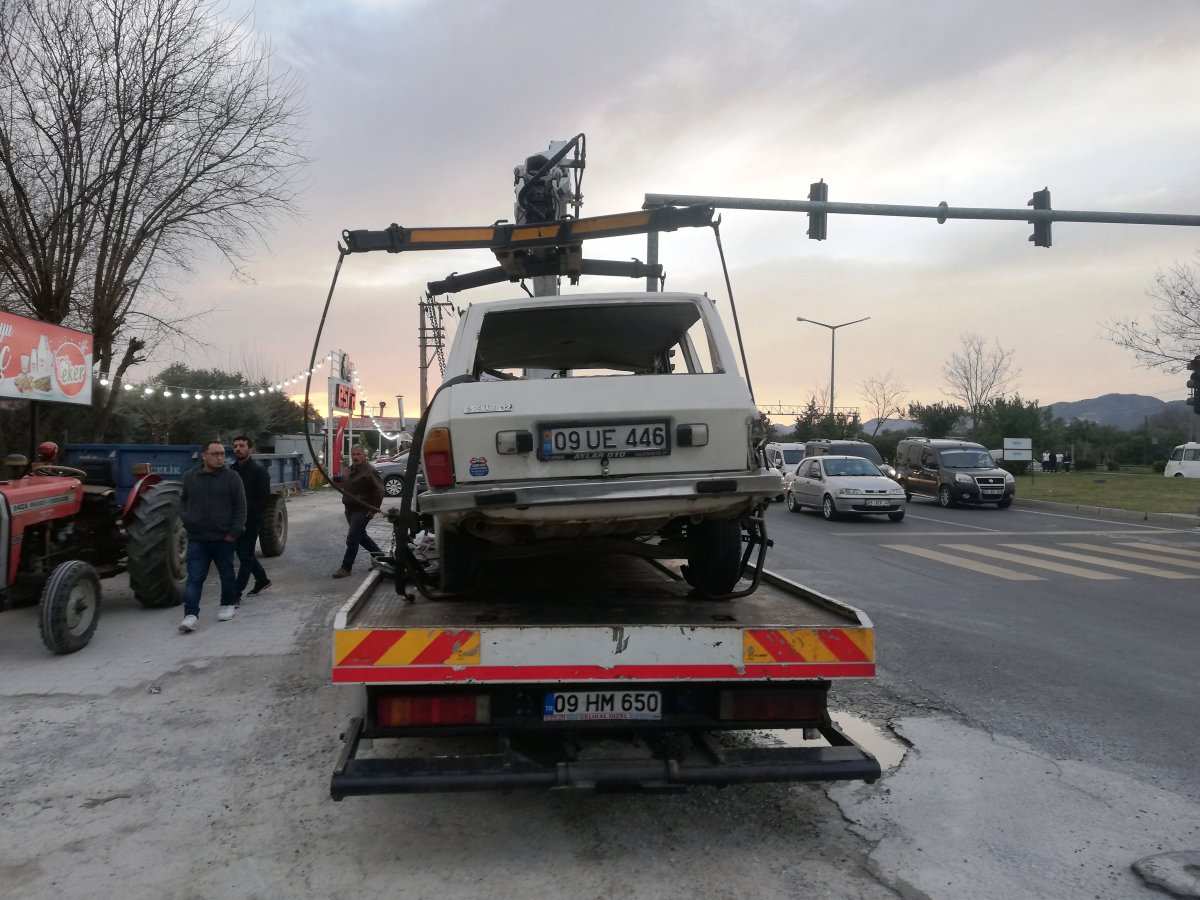 i Aydın’da zincirleme trafik kazası: 4 yaralı