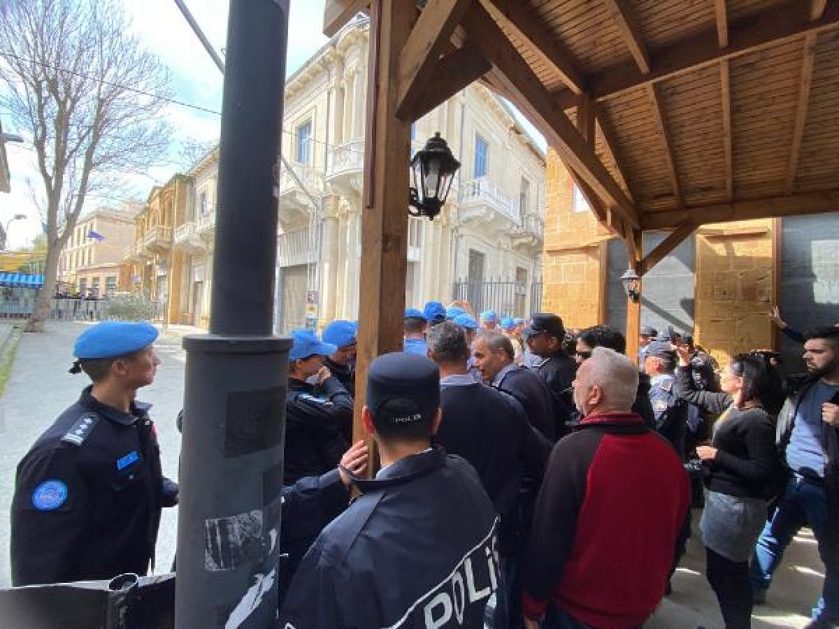 d KKTC polisi ile BM askerleri arasında sınır tartışması