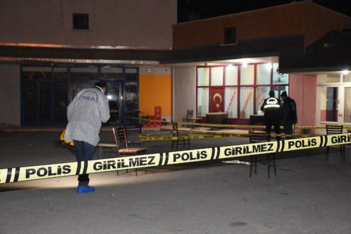 Akrabaların arazi kavgası: 3 ölü, 4 yaralı