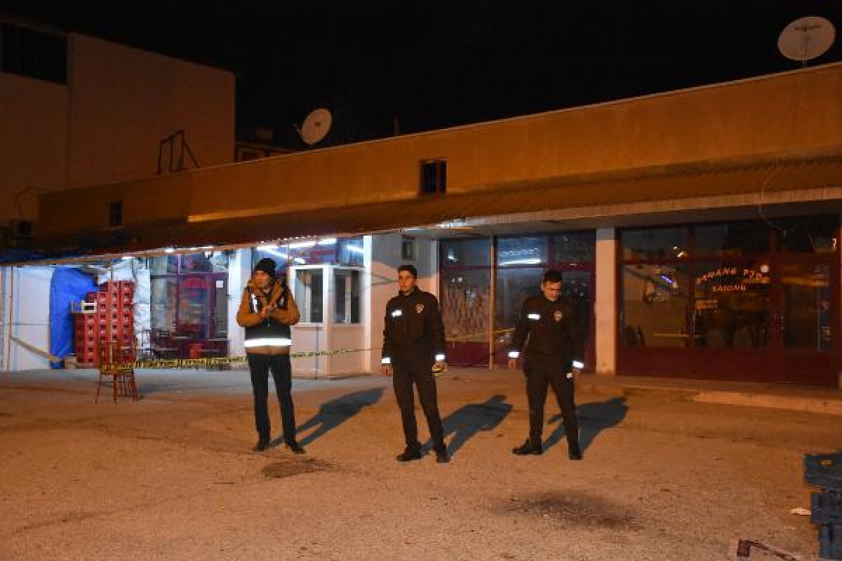 d Akrabaların arazi kavgası: 3 ölü, 4 yaralı