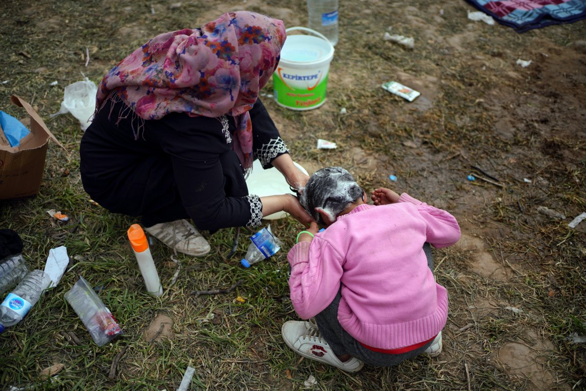 i Edirne'de mültecilerin bekleyişi sürüyor