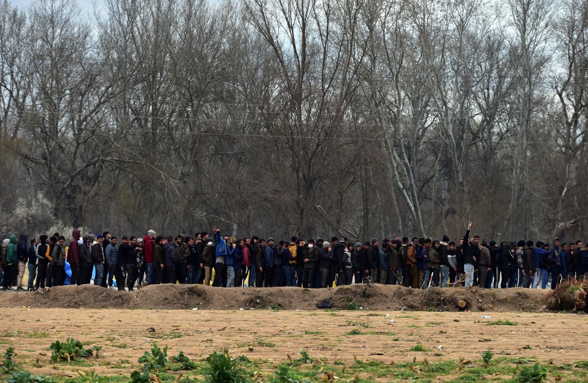 i Edirne'de mültecilerin bekleyişi sürüyor