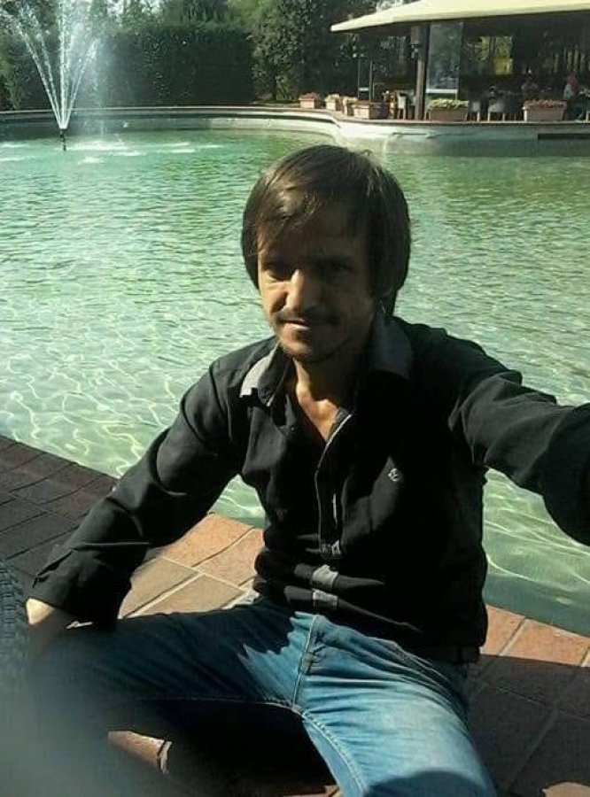 İstanbul'da silahlı saldırıyı kameraya aldı