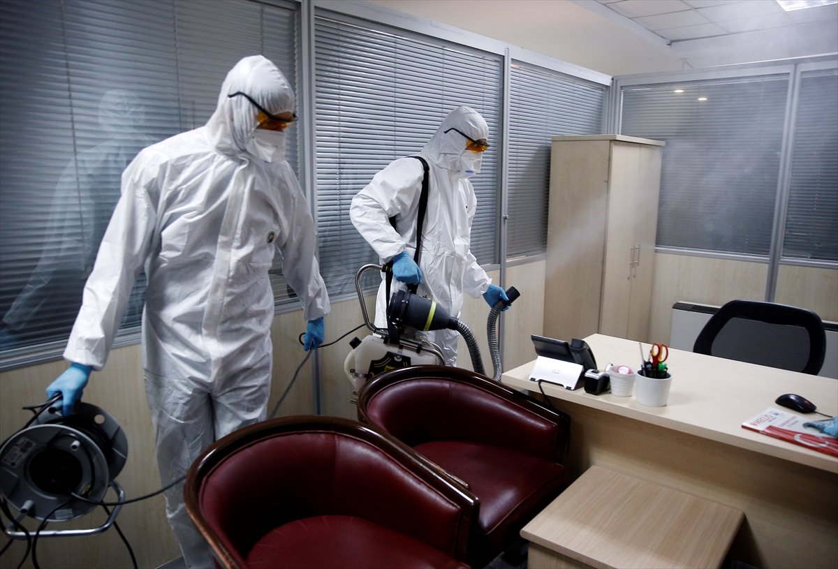 a TBMM koronavirüse karşı dezenfekte edildi