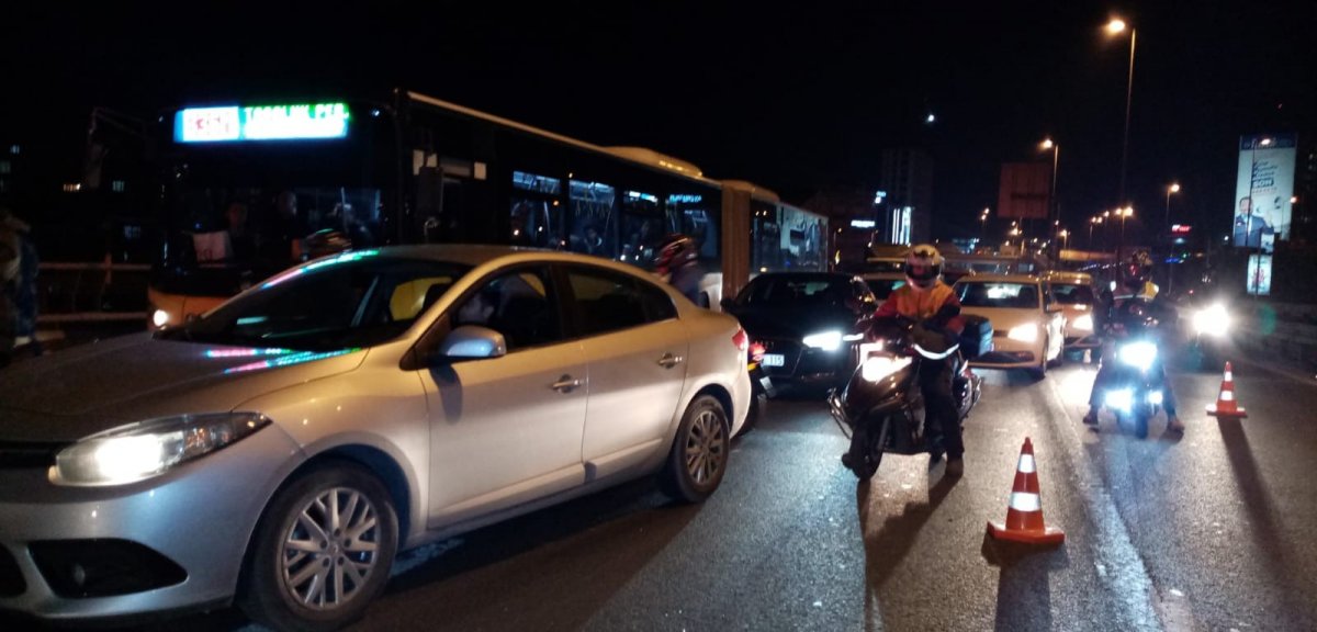 i İstanbul'da trafik kazası: 1 yaralı