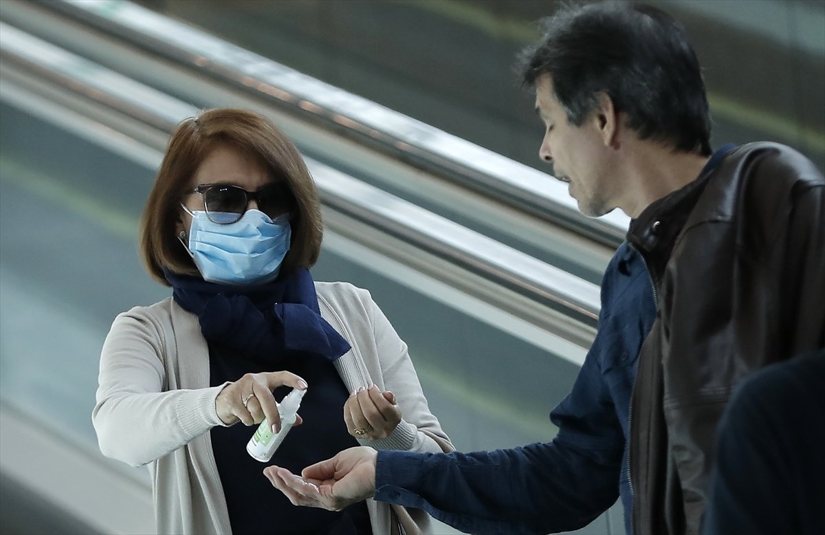 a İspanya'da korona nedeniyle ölenlerin sayısı 84'e çıktı