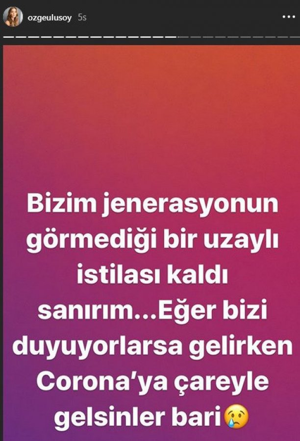 Özge Ulusoy: Bir uzaylı istilası kaldı