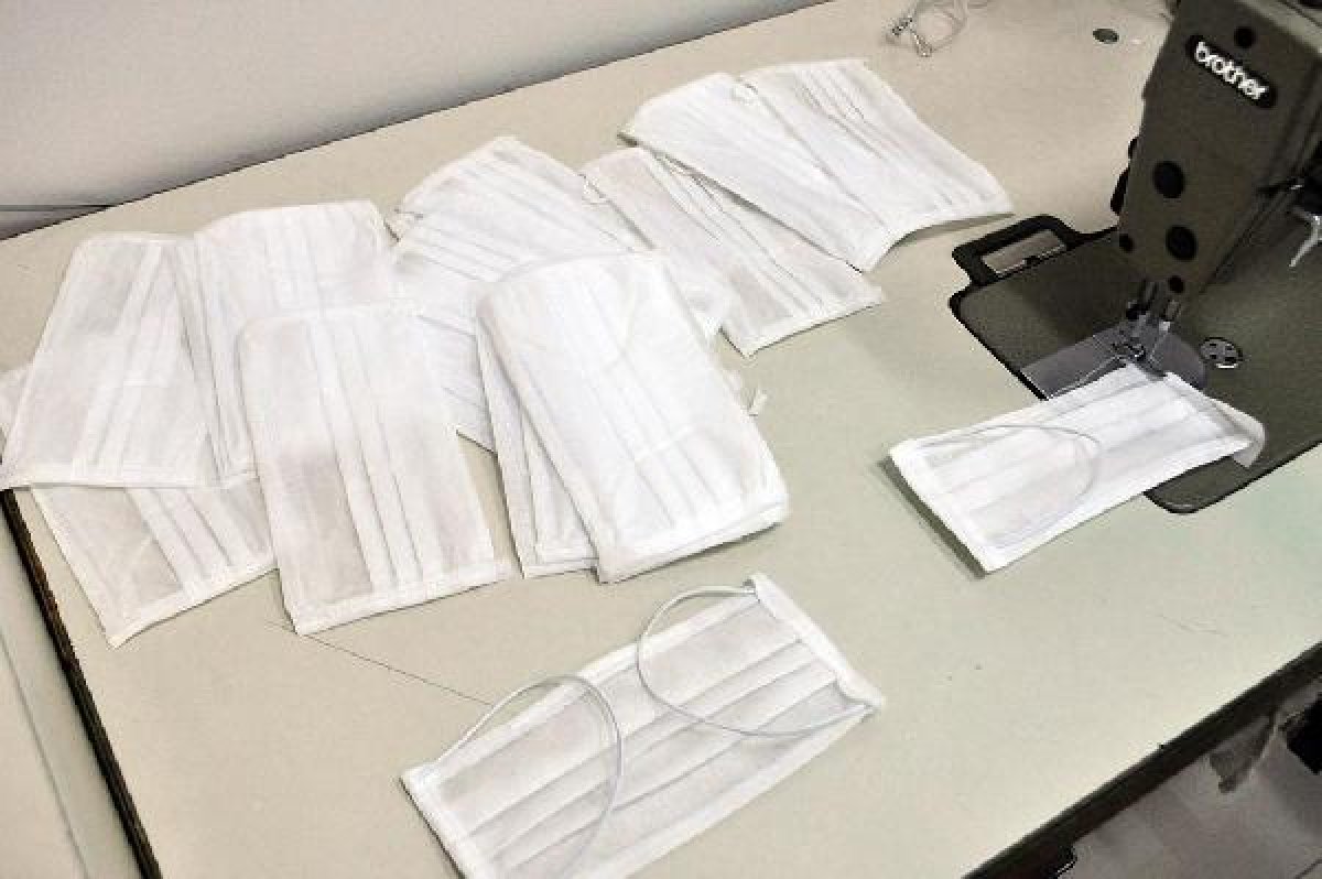 d Devlet hastanesi, kendi cerrahi maskesini üretiyor