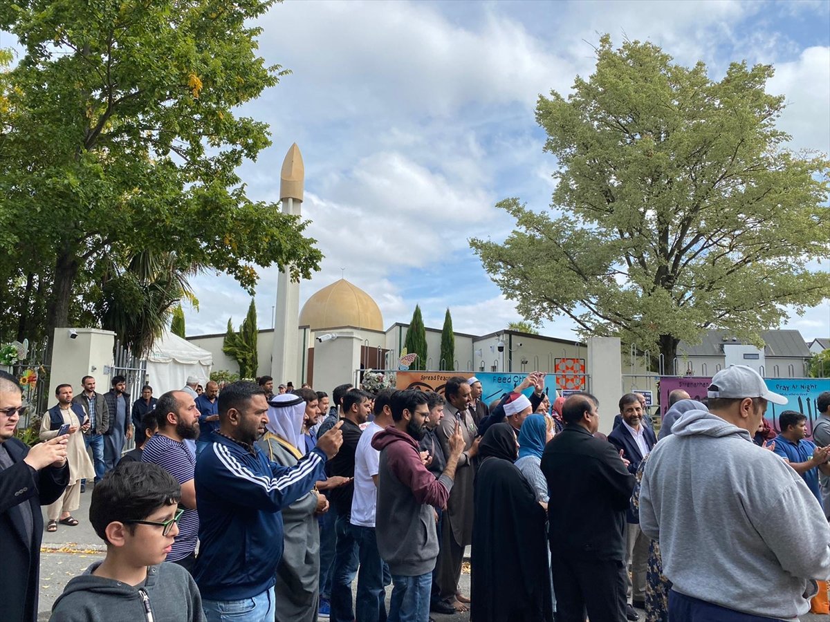 a Yeni Zelanda’daki katliamın birinci yılı