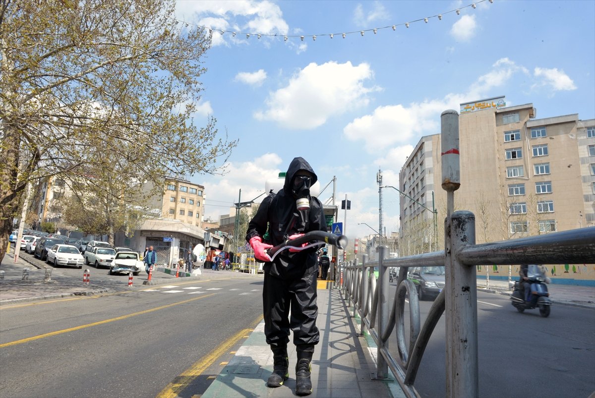 İran'da koronavirüs nedeniyle ölenlerin sayısı 853 oldu