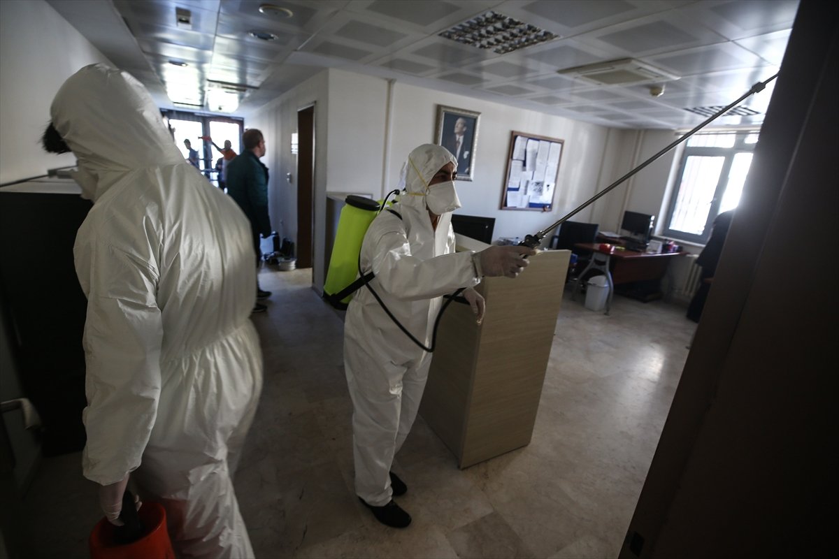 Karantina yurtlarında temizlik yapıldı