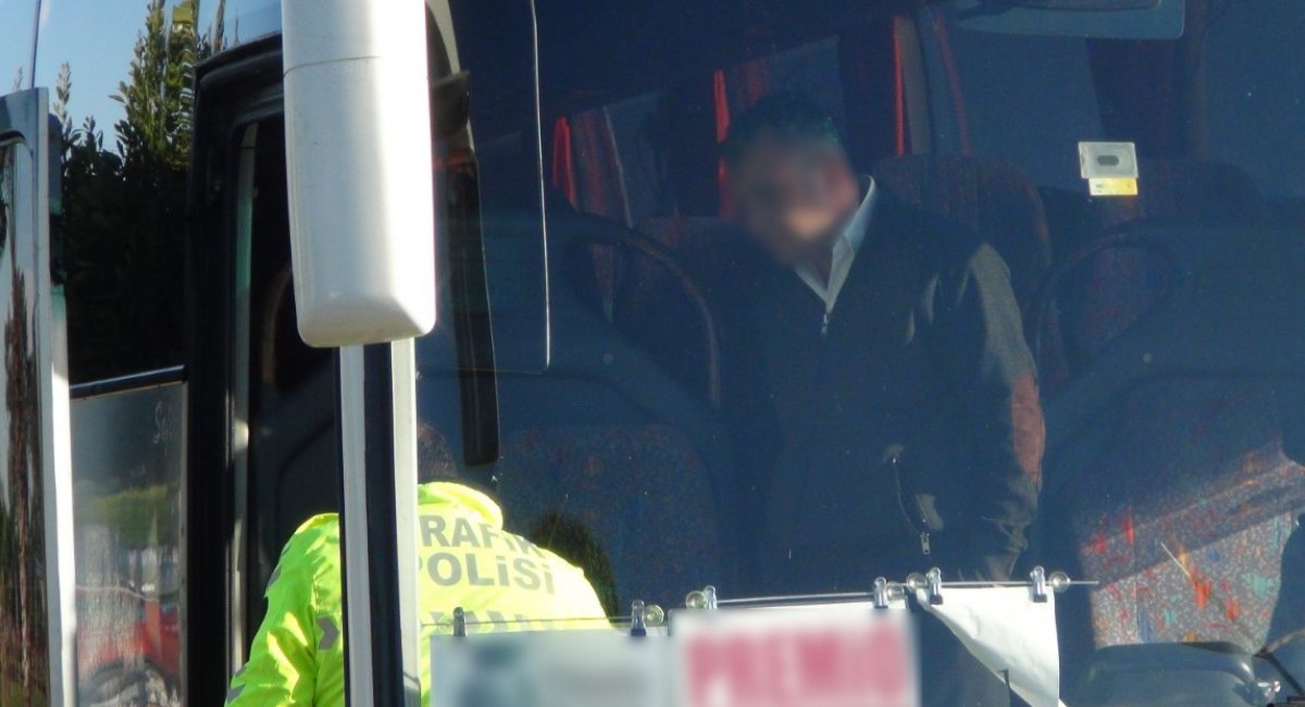 Antalya'da servis şoförü 1.77 promil alkollü yakalandı