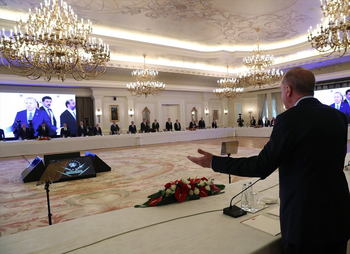 a Erdoğan'ın AVM'lerin kapatılmasına dair görüşü