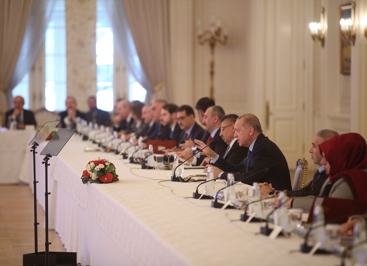 a Erdoğan'ın AVM'lerin kapatılmasına dair görüşü