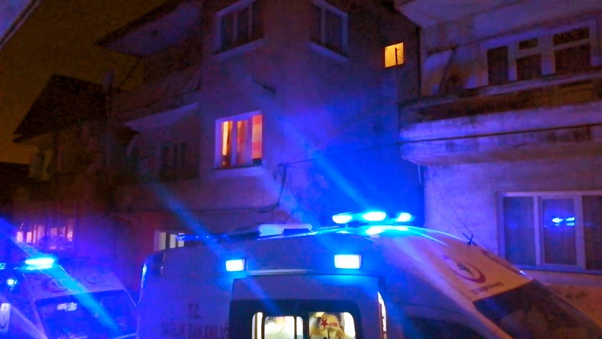 i Zonguldak’ta 3 kişi sobadan sızan gazdan zehirlendi