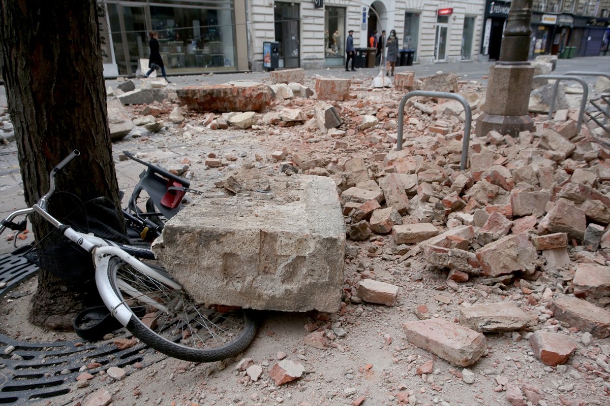 a Hırvatistan'da 5.3 büyüklüğünde deprem