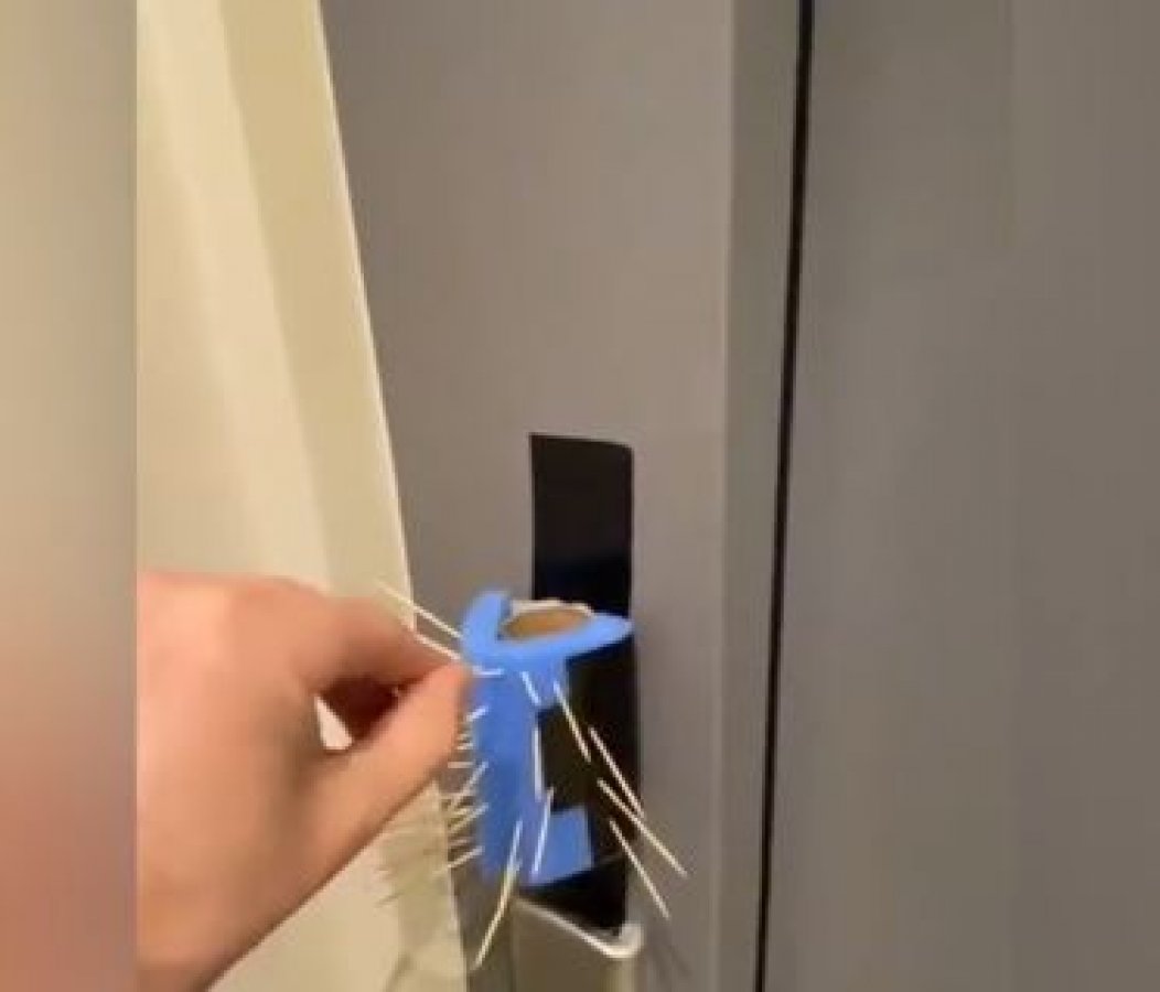 Asansörü koronaya karşı kürdanla çağırdı