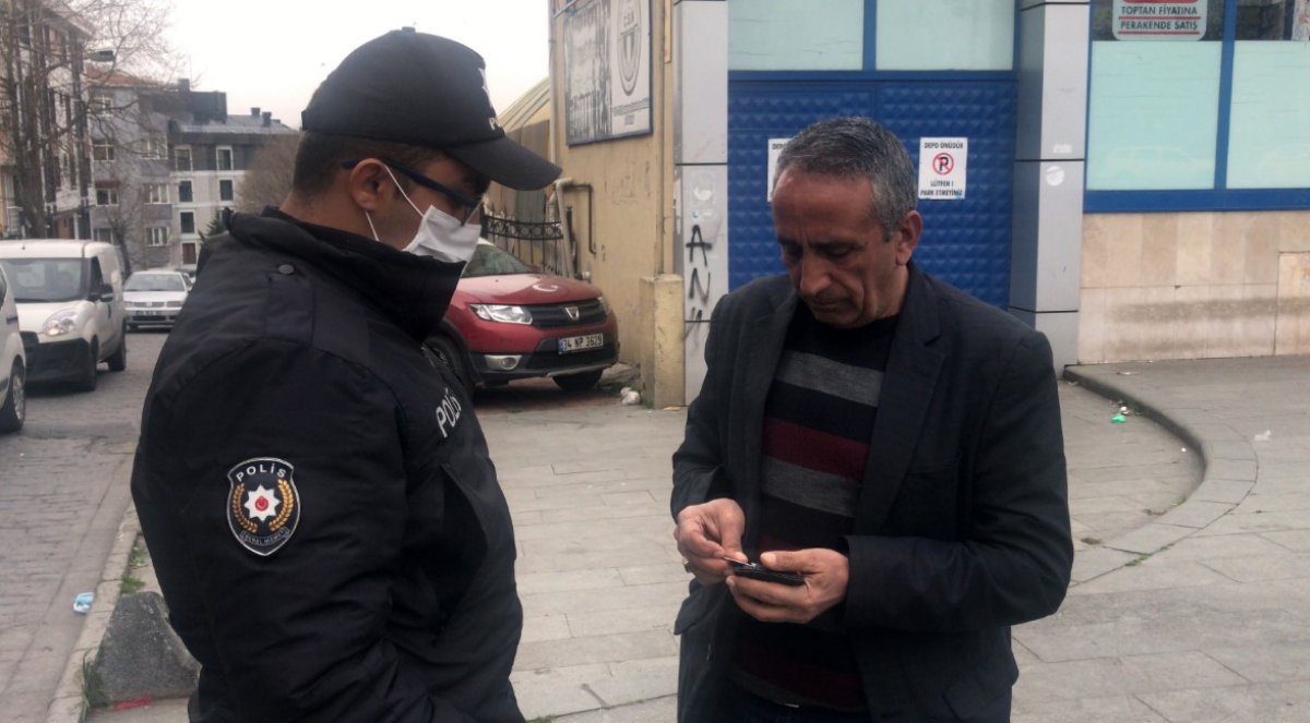 İstanbul’da yasağa uymayan yaşlılar