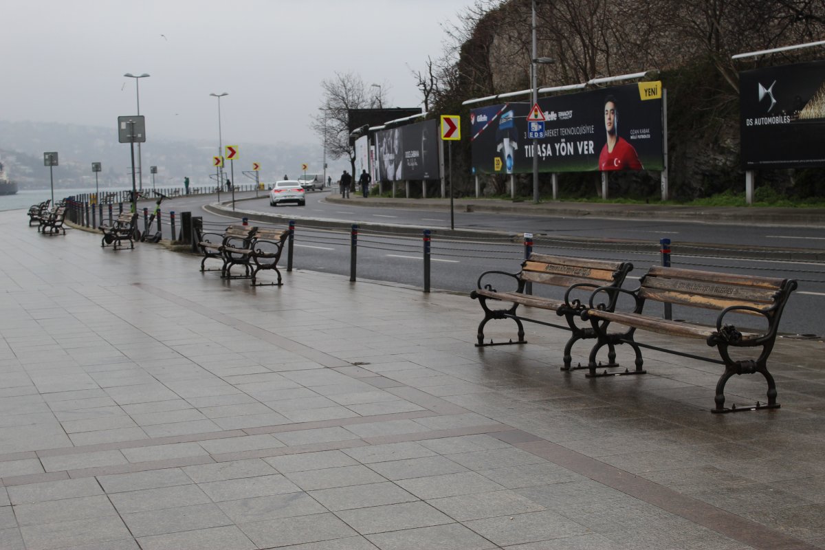 Soğuk hava İstanbulluyu etkiledi, Bebek sahili boş kaldı