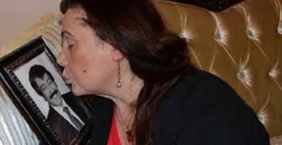 Muhterem Nur kimdir? Muhterem Nur öldü. Müslüm Gürses ile aşkları, biyografisi Muhterem Nur kimdir? Muhterem Nur öldü. Müslüm Gürses ile aşkları, biyografisi