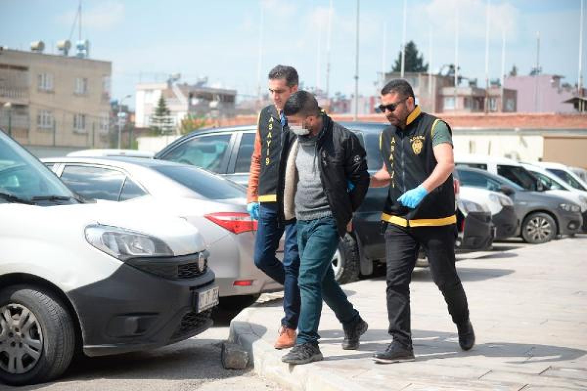 d Fuhuş için anlaştıkları kadınlar kaçtı görevliyi dövdüler