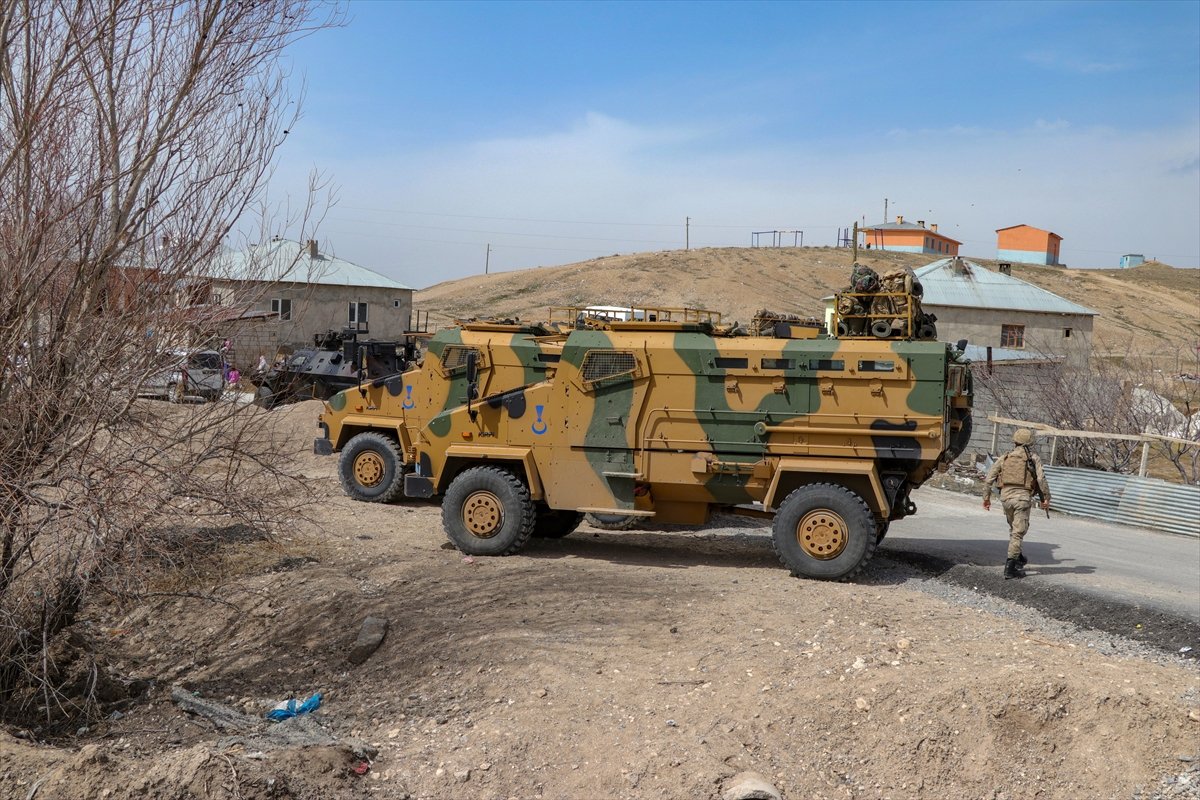 Van'da iki aile arasında kavga çıktı: 3 ölü 8 yaralı