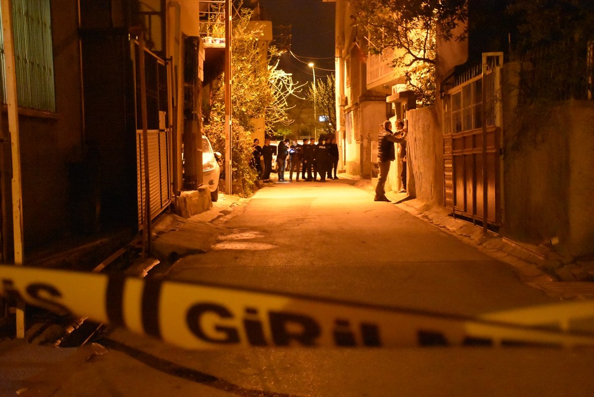 a Adana'da silahlı kavga: 1 ölü, 3 yaralı