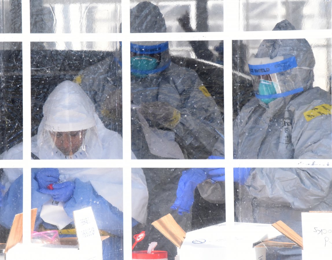Koronavirüsün yüzeylerde 17 gün yaşadığı açıklandı
