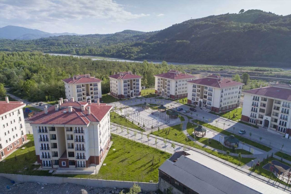 TOKİ ve Emlak Konut'ta taksitlere 2 ay erteleme