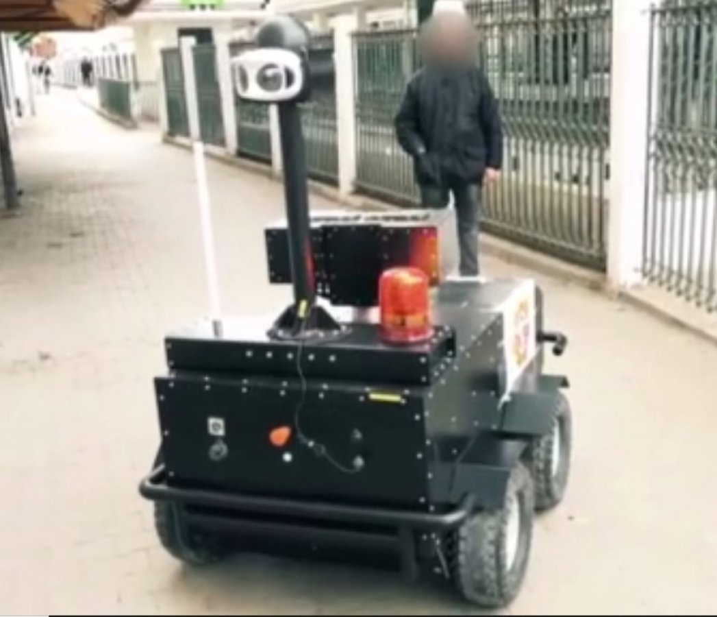 i Sokağa çıkma yasağını delenlere robotlu uyarı