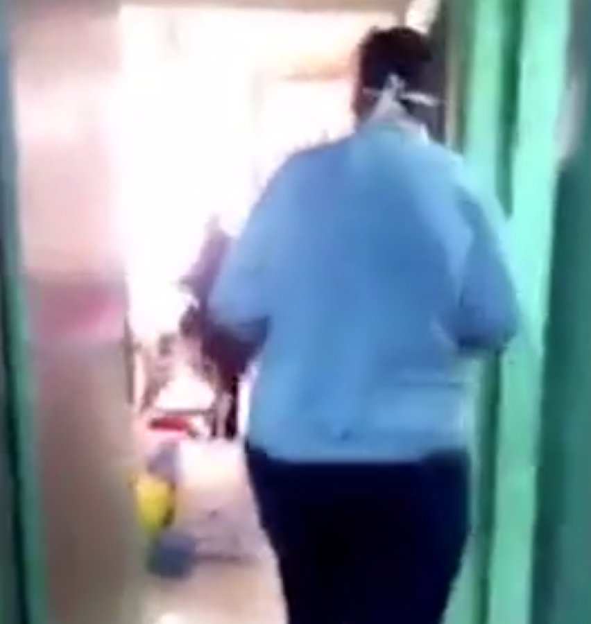 Mısır'da sağlık çalışanları hastaneden kaçtı