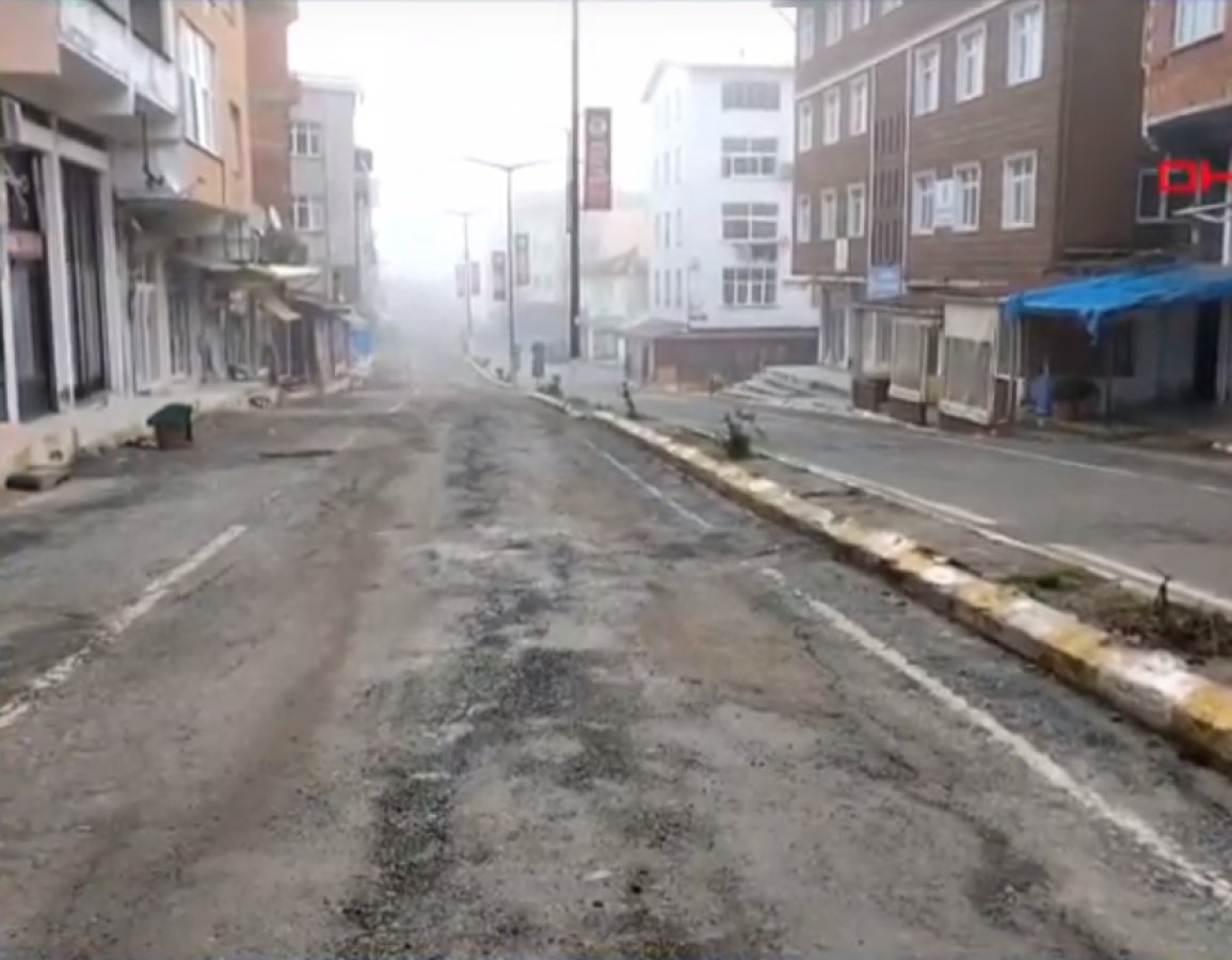 Karantinayı anlatan muhabirin zor anları