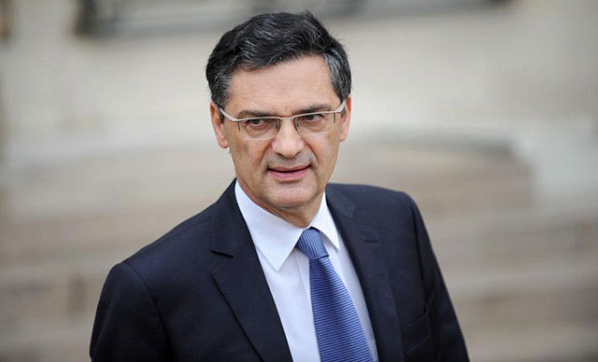 Fransa’da eski bakan, koronavirüsten öldü