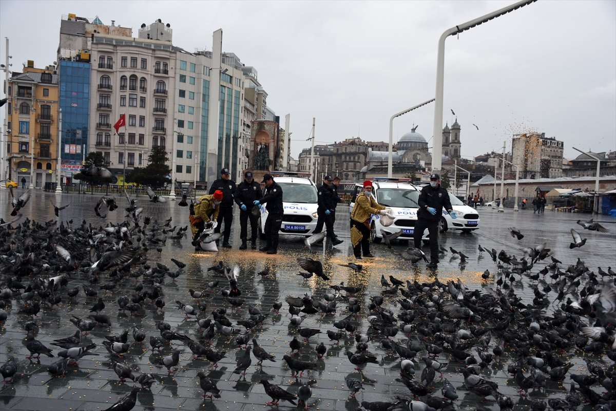 a Sokaklarda yalnız kalan hayvanlar unutulmadı