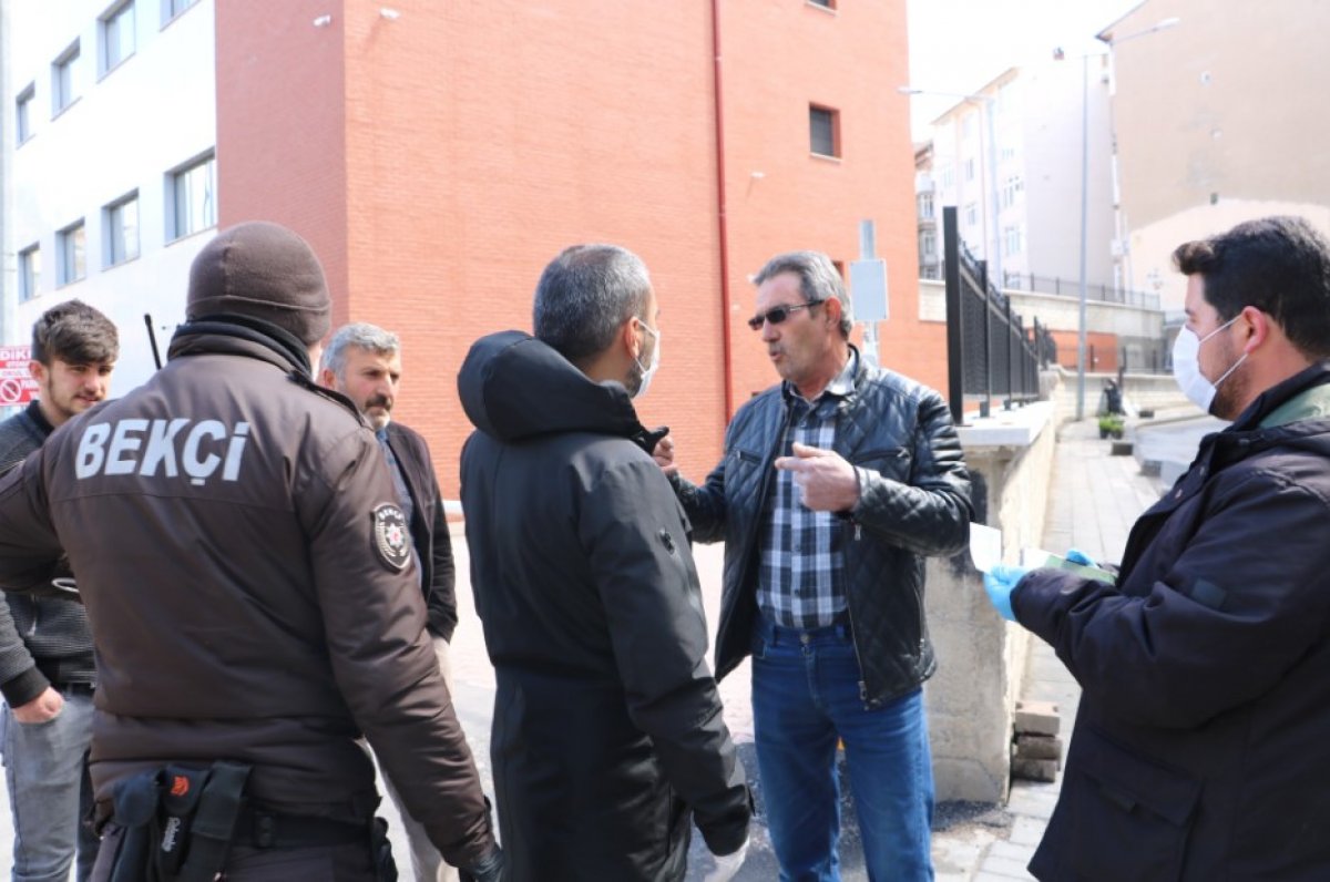 Devlet sırrı vereceklerini söyleyip dolandırmaya kalktılar