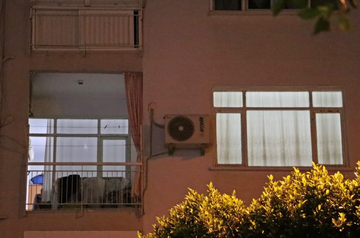 i Antalya’da 21 yaşındaki genç kız, odasında ölü bulundu