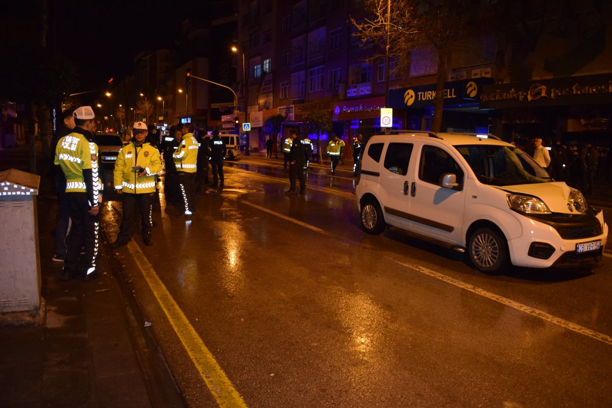 i Malatya'da araç çarpan genç ağır yaralandı