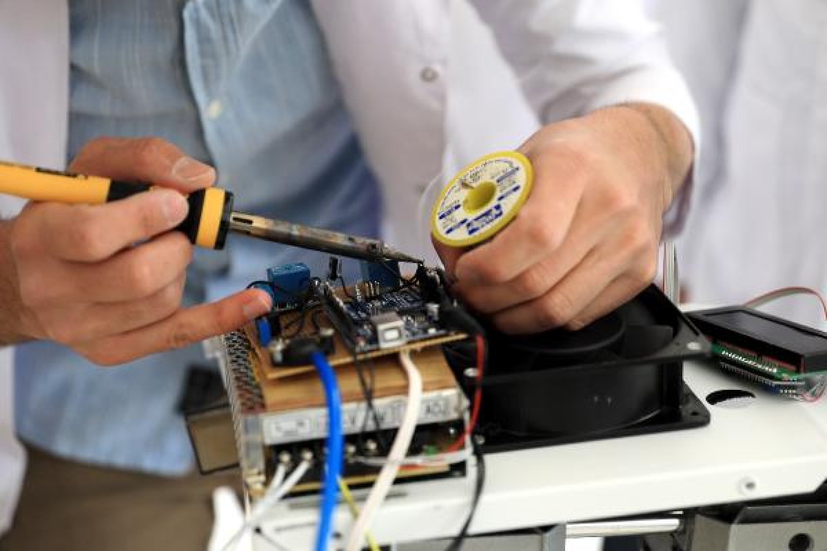 d Meslek lisesinden yarı fiyatına solunum cihazı