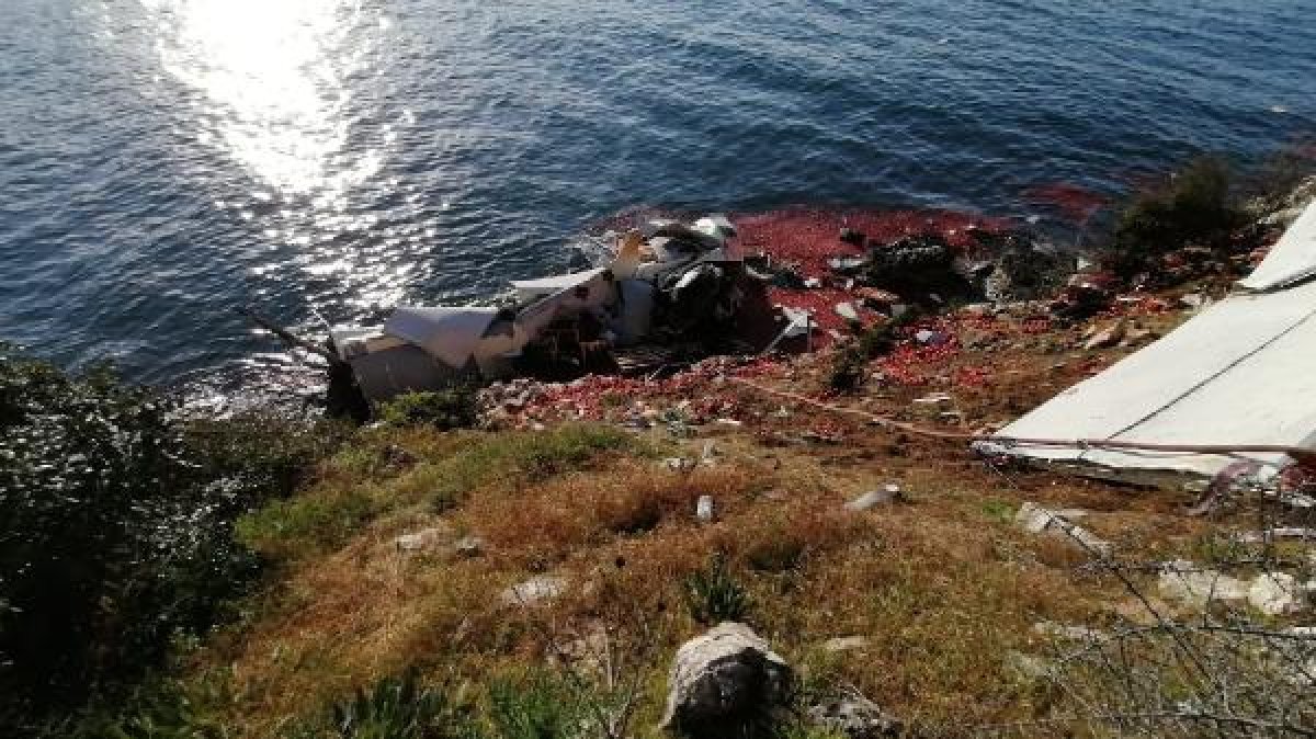 Mersin'de domates yüklü tır deniz uçtu: 1 ölü