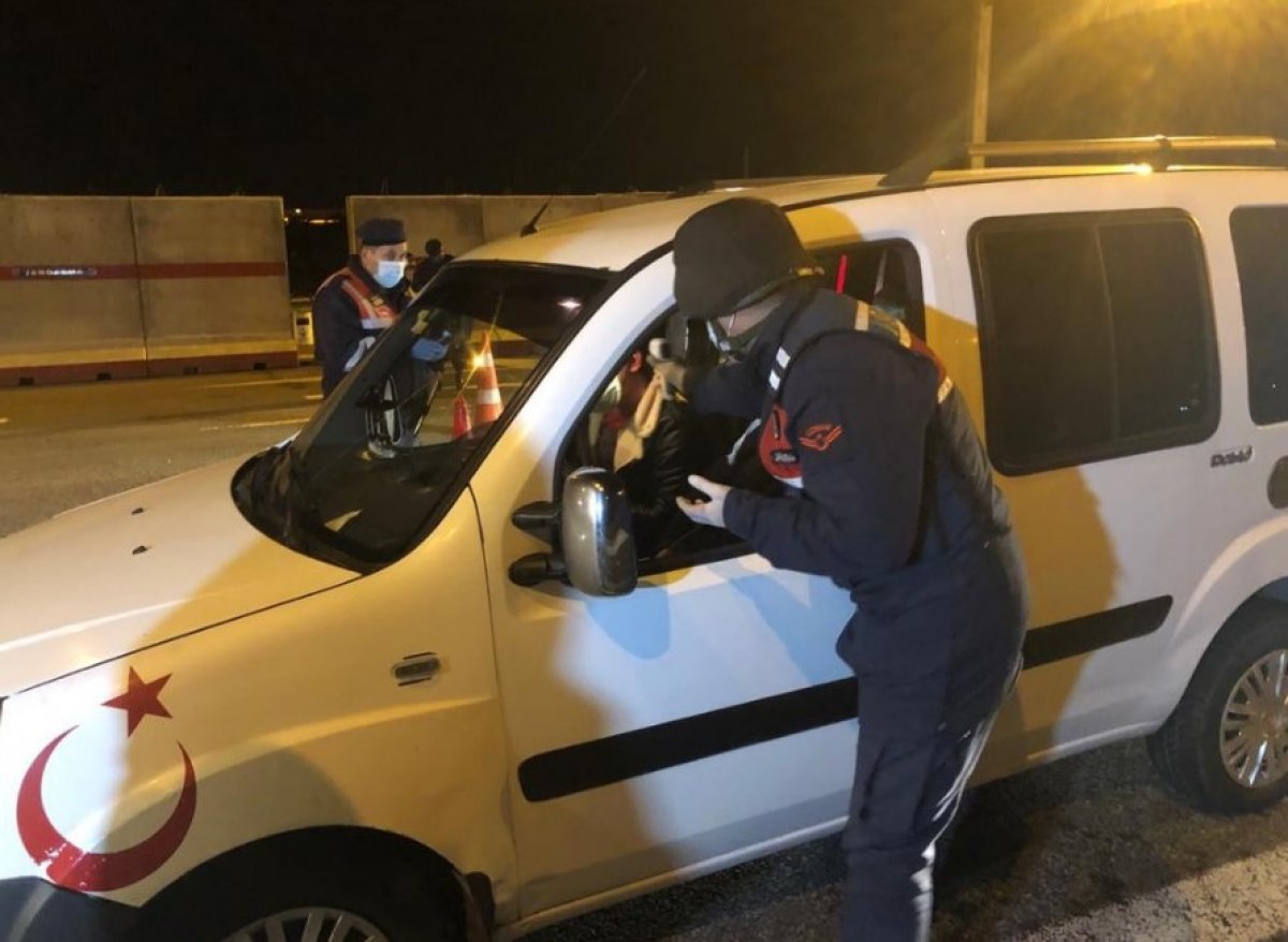 i Ankara’nın giriş ve çıkışları araç trafiğine kapatıldı