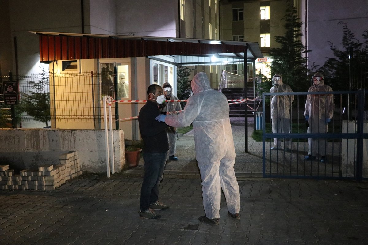 Irak'tan getirilen 334 Türk işçi Kütahya'da yurda alındı