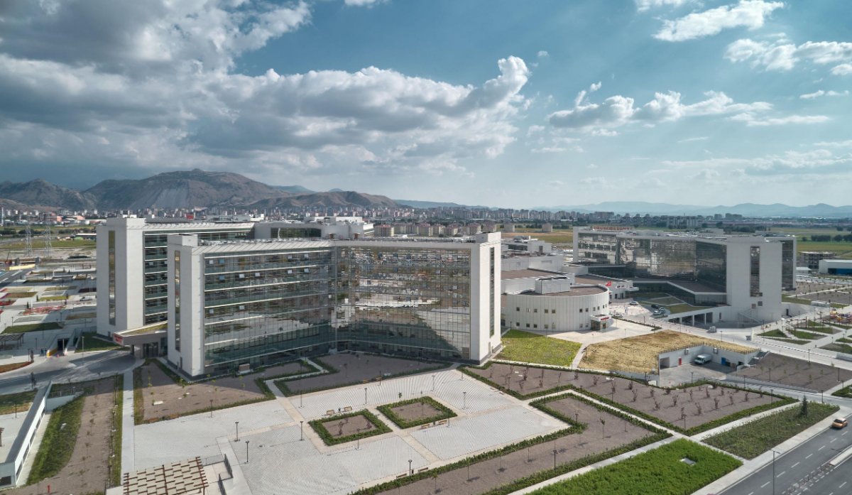 Türkiye'de hizmete başlayan şehir hastanelerinin listesi