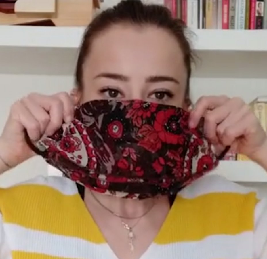 Fulardan 1 dakikada maske yapımı
