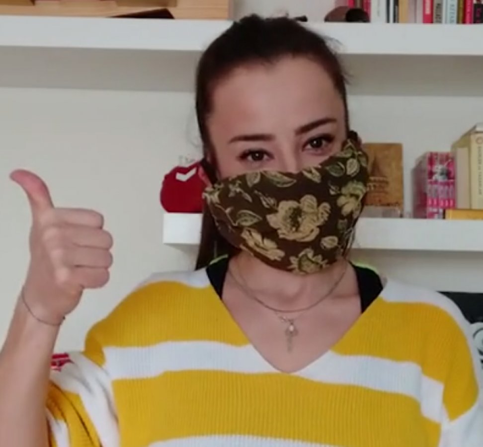 Fulardan 1 dakikada maske yapımı